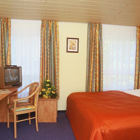 Kaerntner Stub'N Hotel Königslutter am Elm Szoba fotó