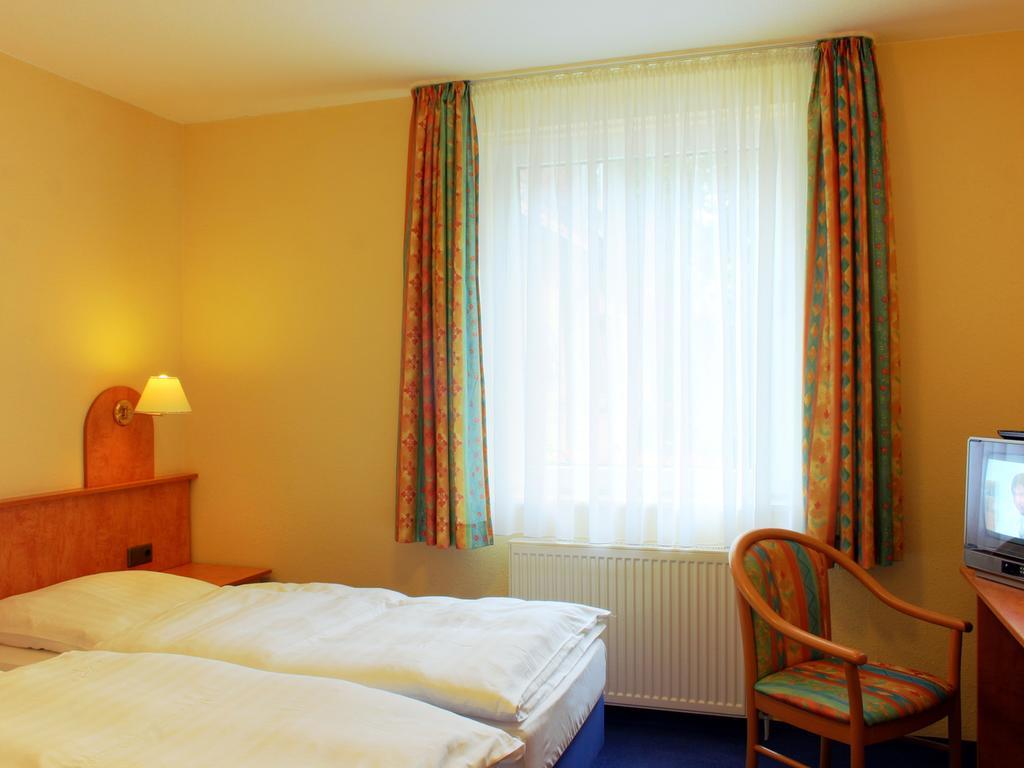 Kaerntner Stub'N Hotel Königslutter am Elm Szoba fotó